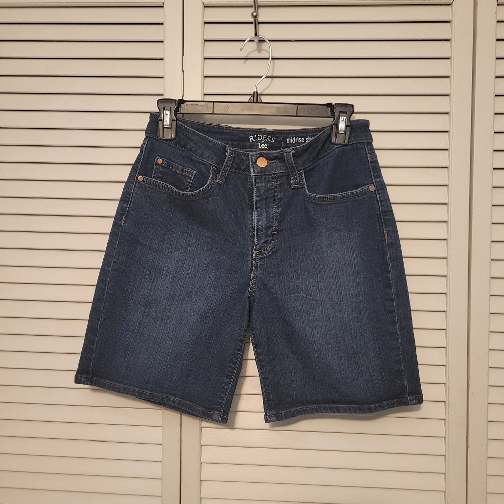 3/$20 💥 Riders by Lee Jean Shorts